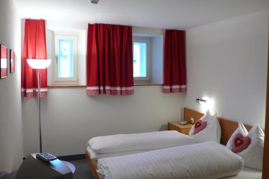 هتل Schloss Böttstein