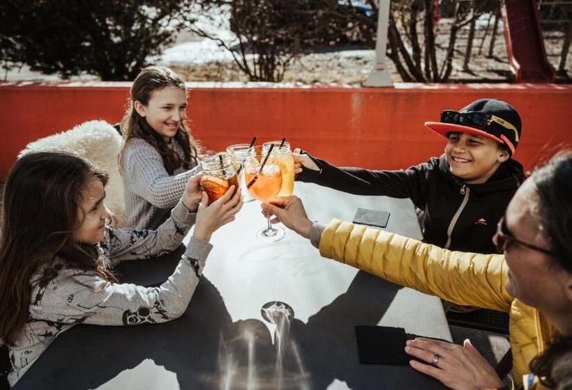 בית מלון כפרי Sporting