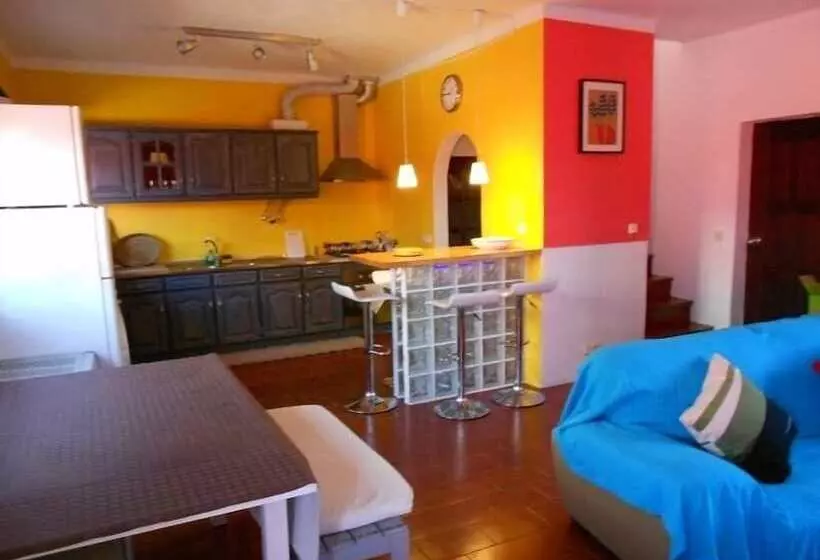 فندق Surfing Inn Peniche   Hostel
