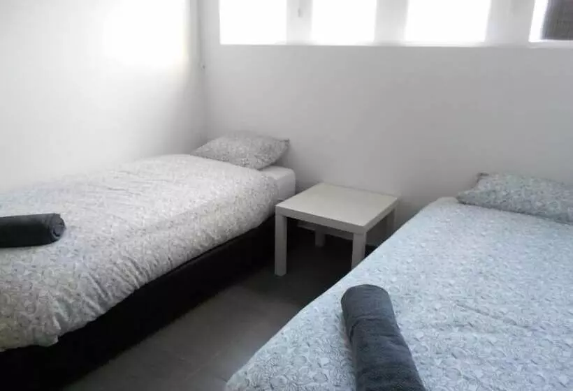 فندق Surfing Inn Peniche   Hostel