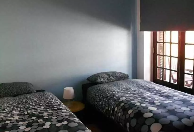 فندق Surfing Inn Peniche   Hostel