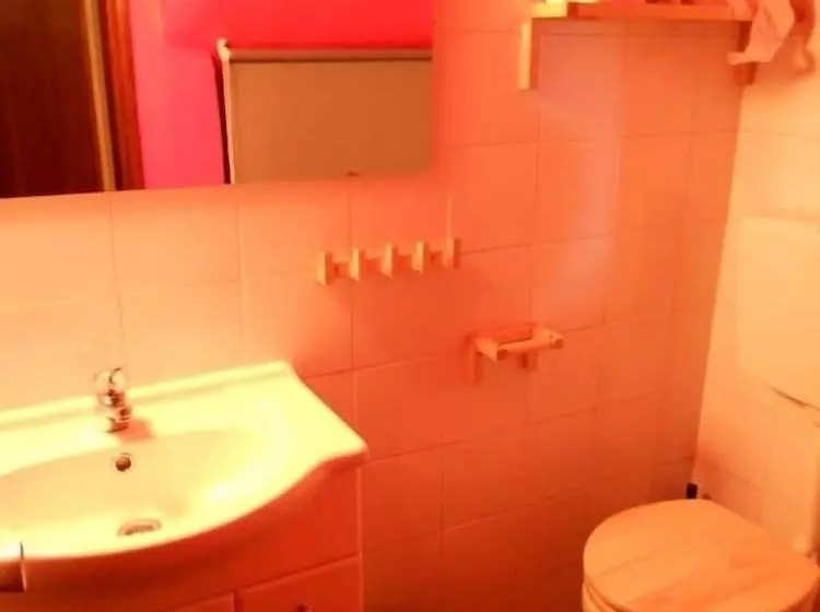 فندق Surfing Inn Peniche   Hostel