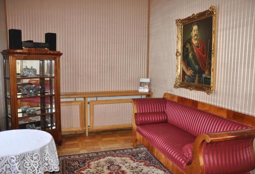 호텔 Zamek Pułtusk Dom Polonii