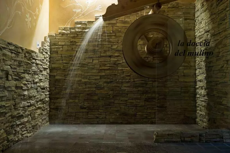 T Ami Hotel Resort Spa