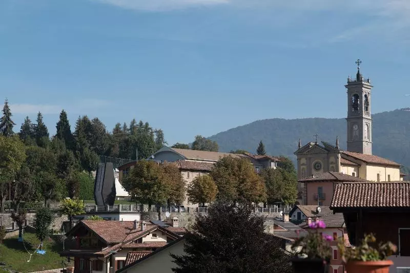 T Ami Hotel Resort Spa