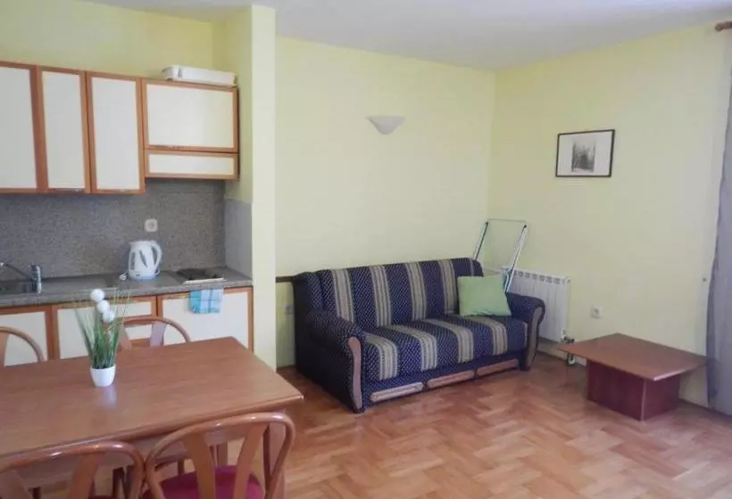 Villa Valdepian Apartments