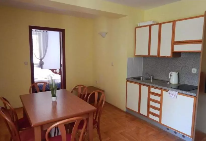 Villa Valdepian Apartments