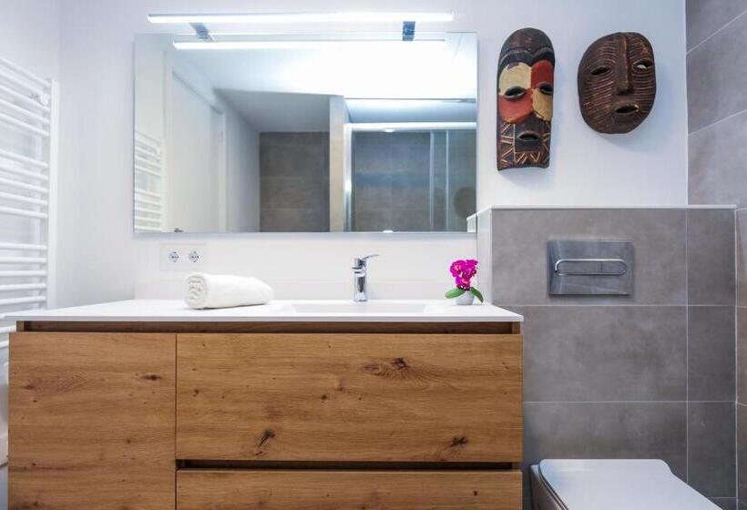 Antares Planet Costa Dorada