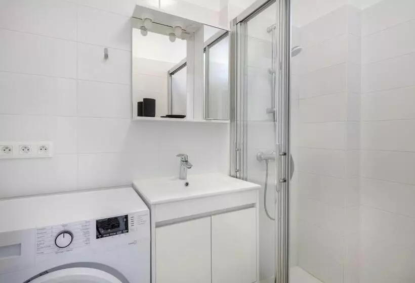Bienvenue A Pornichet Dans Cet Appartement Vue Mer