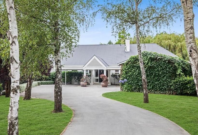 French City Mansion   Christchurch Luxury Home