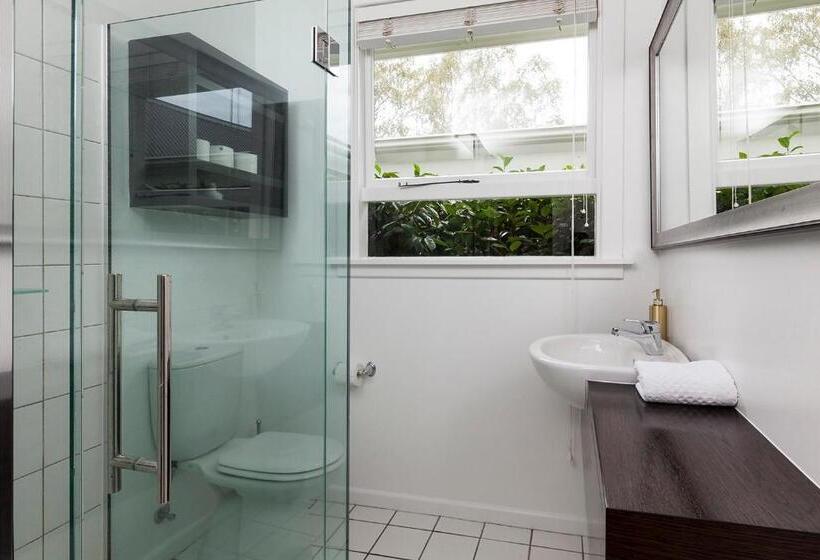 French City Mansion   Christchurch Luxury Home