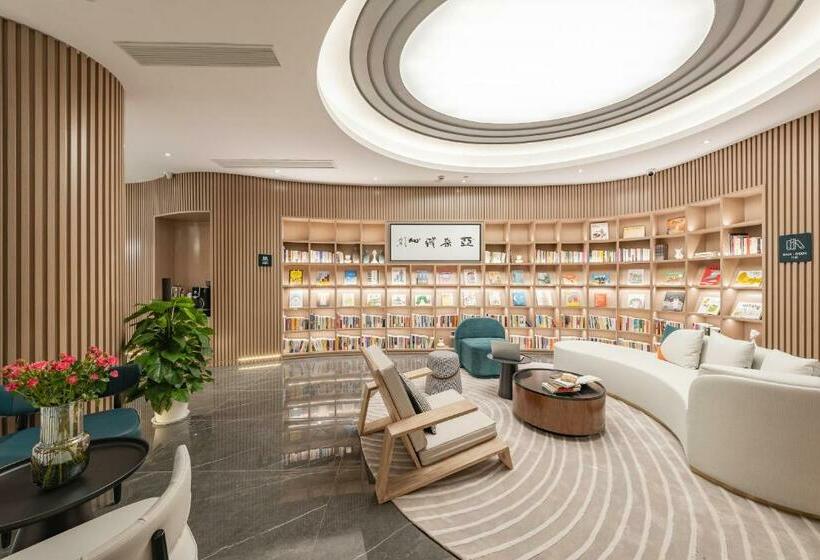 Atour Hotel Hangzhou Qianjiang Century Zhenning Road