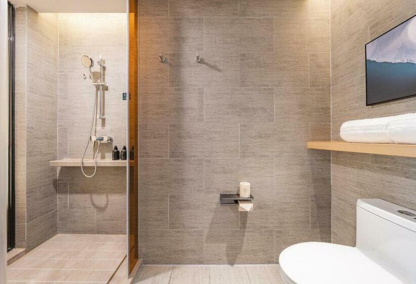 Atour Hotel Hangzhou Qianjiang Century Zhenning Road
