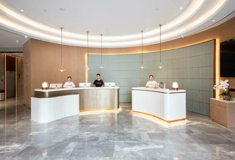 Atour Hotel Wuhan International Expo Center
