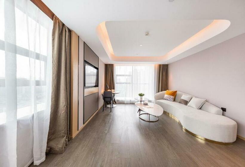 Atour Hotel Wuhan International Expo Center