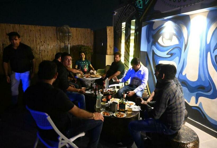 호텔 Metro Studios