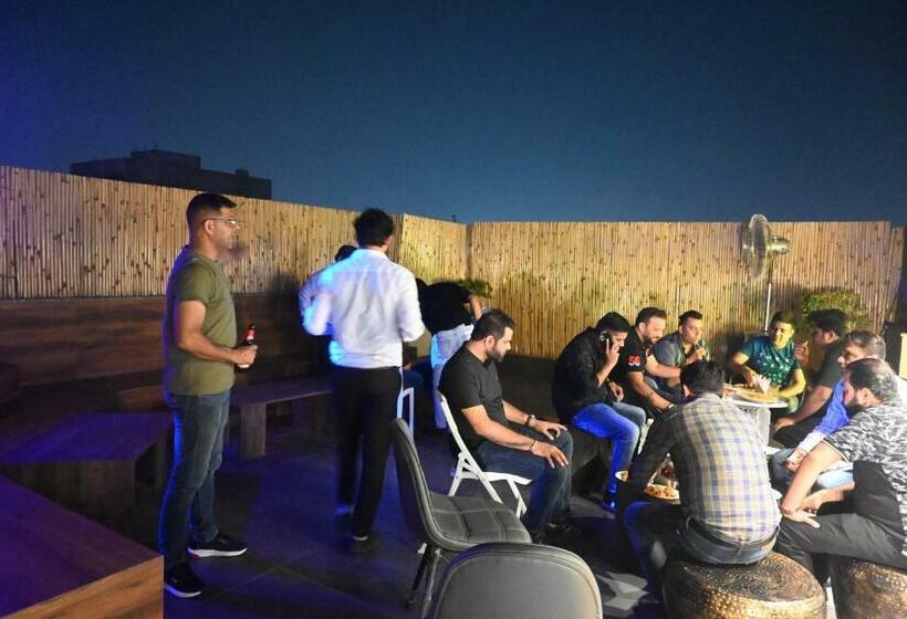 호텔 Metro Studios