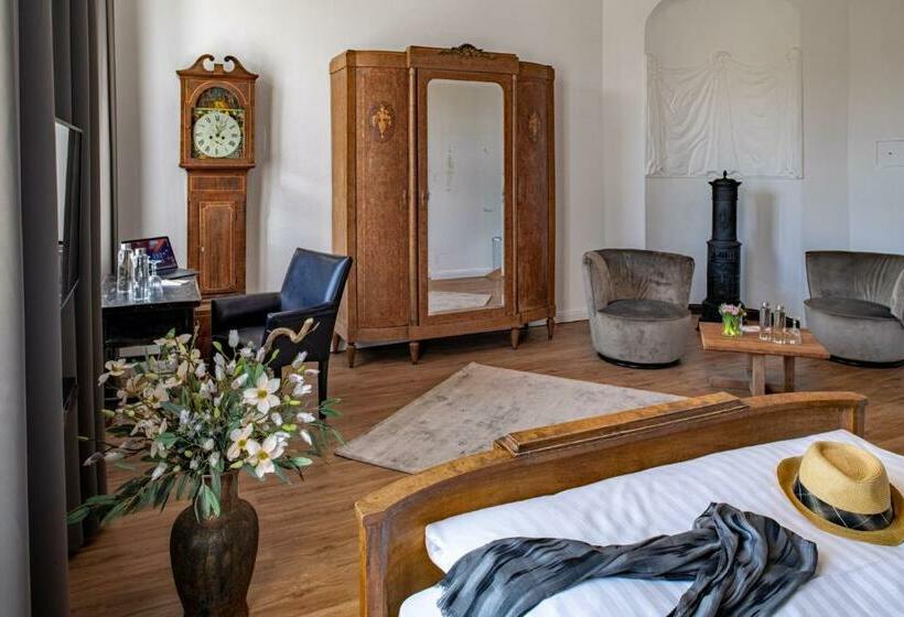 ホテル Schloss Rattey