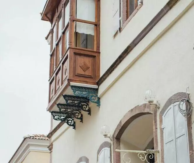 ホテル Suolo Urla