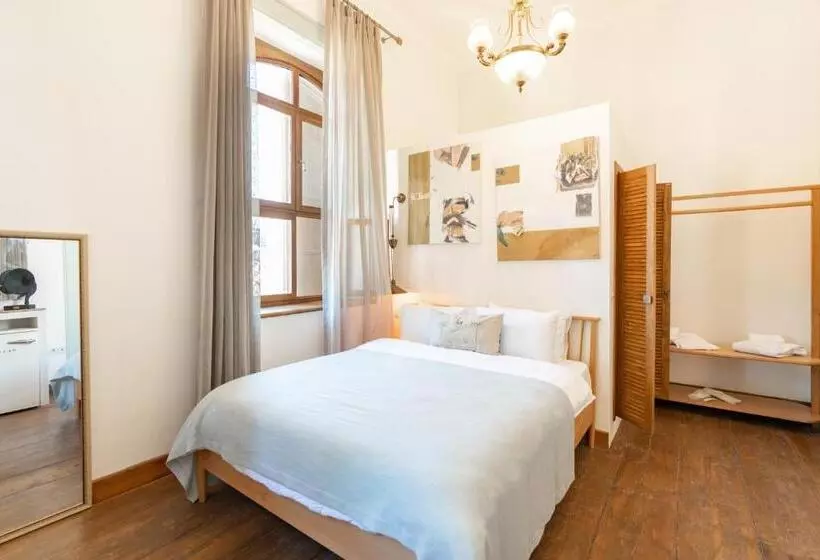 ホテル Suolo Urla