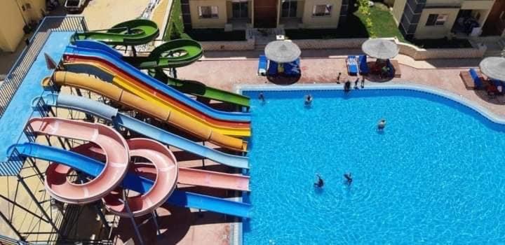 استراحتگاه استوديو فندقي للعائلات داخل قرية ريتال ڤيوالساحل الشمالي