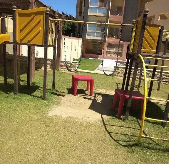 استراحتگاه استوديو فندقي للعائلات داخل قرية ريتال ڤيوالساحل الشمالي