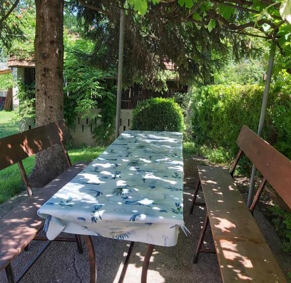 šadrvan Una Apartment