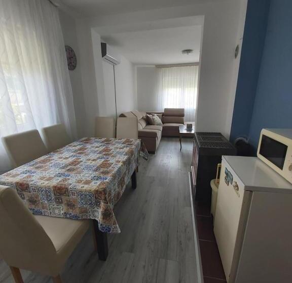 šadrvan Una Apartment