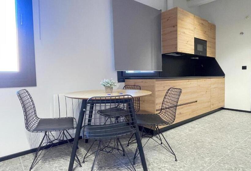 Apartamentos Mk77 León Lahoz