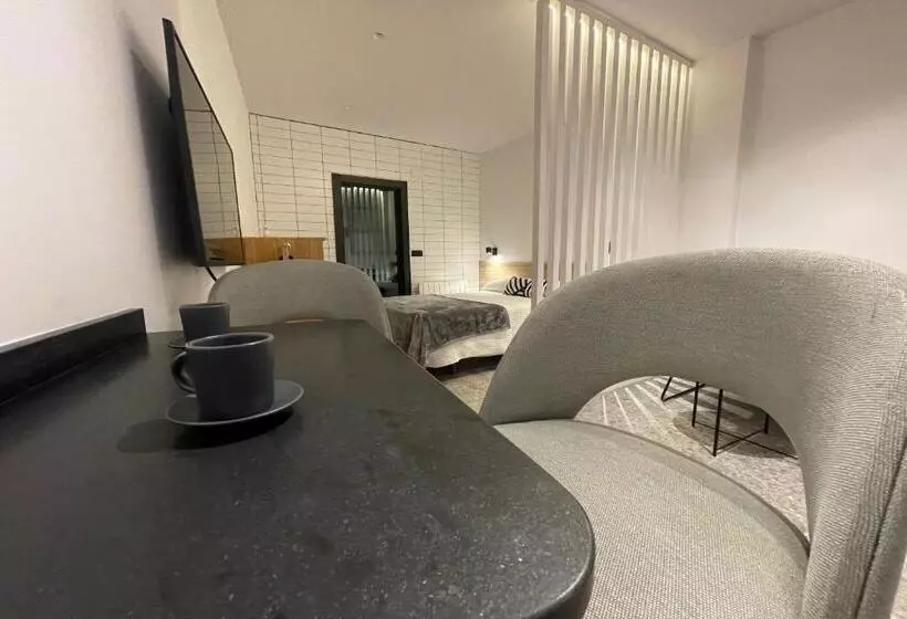 Apartamentos Mk77 León   Lahoz