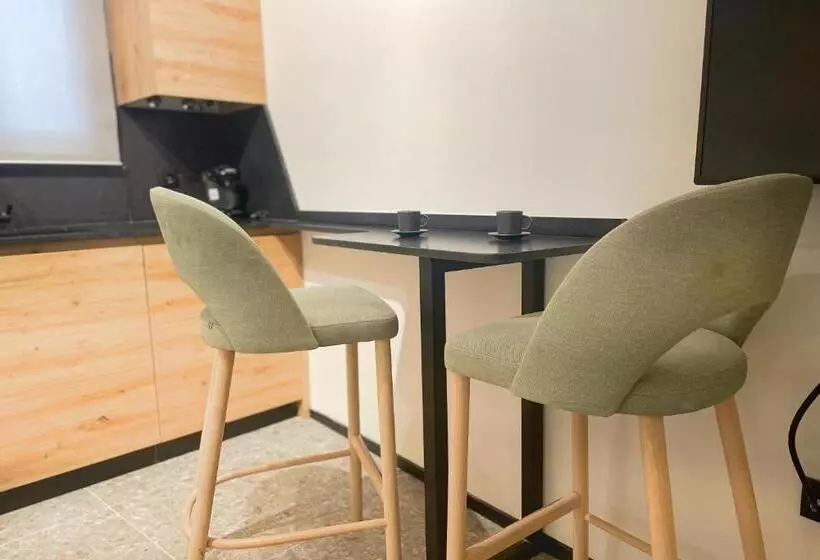 Apartamentos Mk77 León   Lahoz