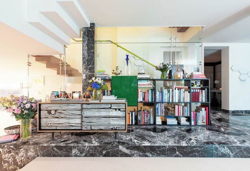 تختخواب و صبحانه The Magic Forte