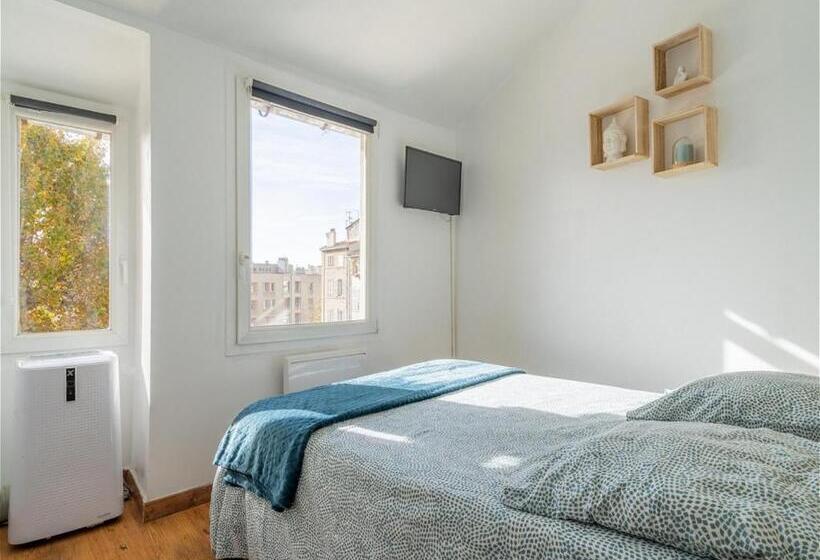 Le Phocéen Appartement Quartier Historique Du Panier By Weekome