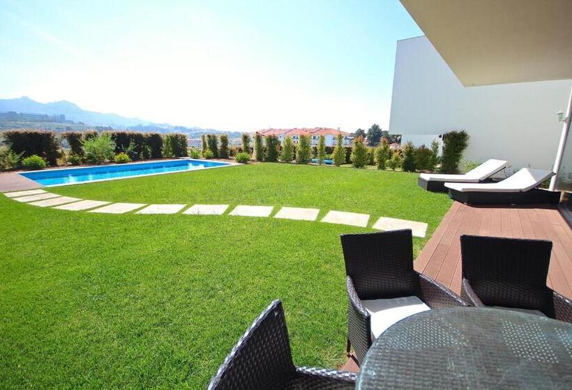 Lux Design Villa In Sintra