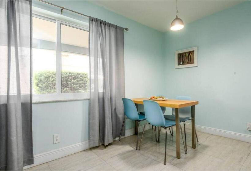 Steps To Sand And Sea 2