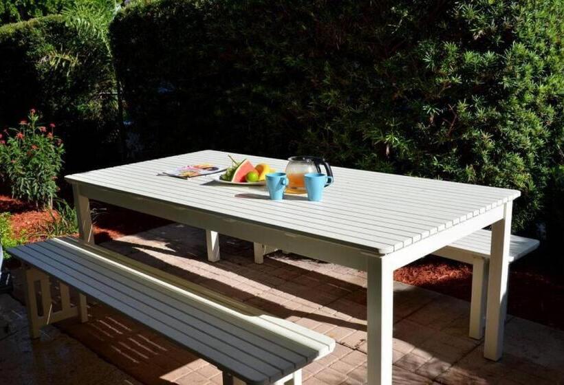 Steps To Sand And Sea 2