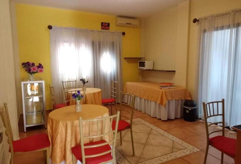 Apart Hotel La Trejo