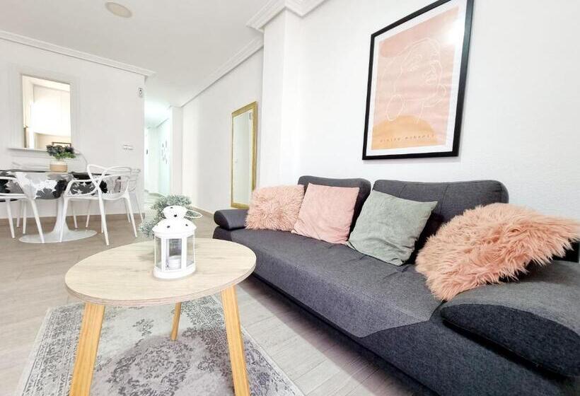 Elegant Apartment In An Excellent Area