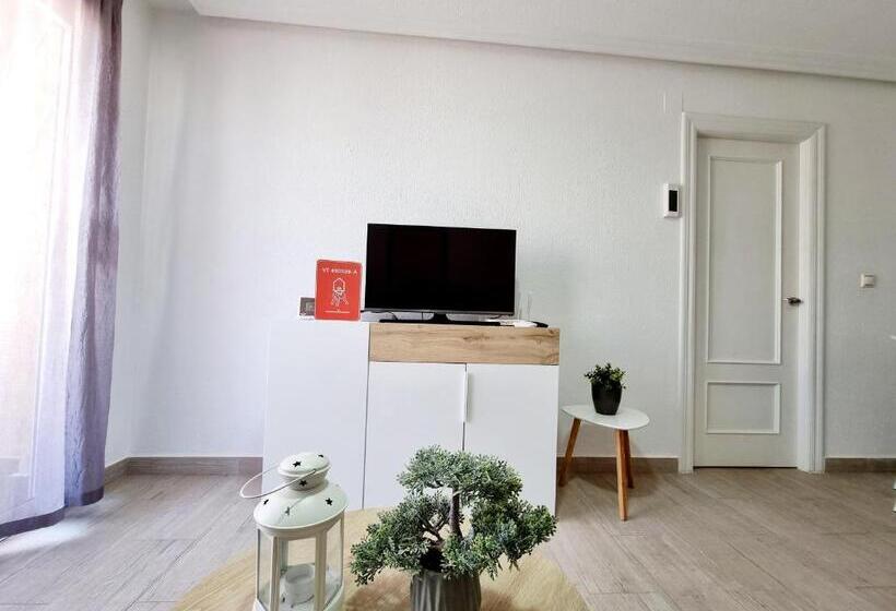 Elegant Apartment In An Excellent Area