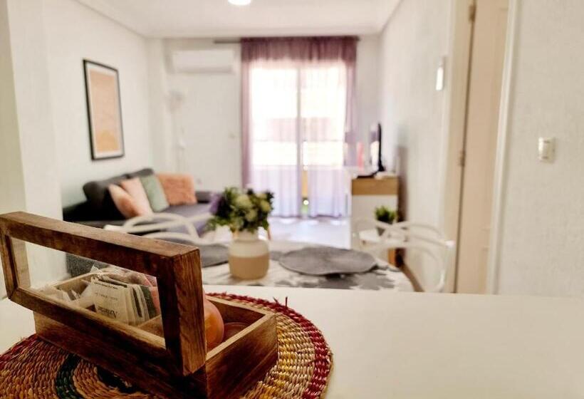 Elegant Apartment In An Excellent Area