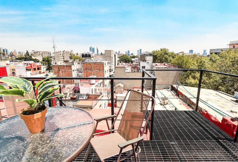 Отель Colmena Monterrey