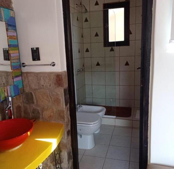 هتل Hostería Aguas Coloradas