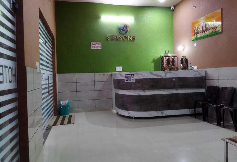 בית מלון כפרי Pop 85307 Four Seaons