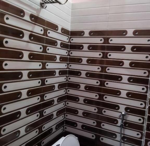 בית מלון כפרי Pop 85307 Four Seaons