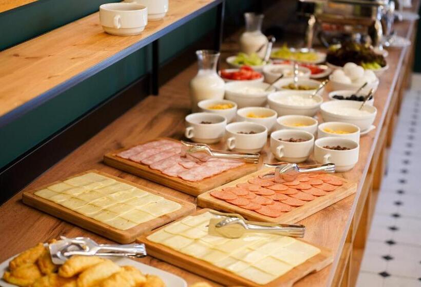 هتل Suatis Resort Kazbegi