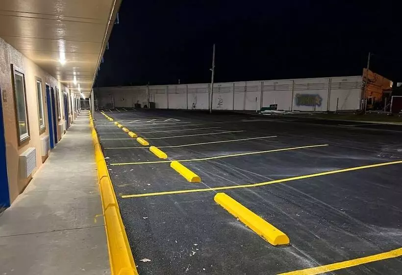 Hotelli Super 8 By Wyndham Paducah I24 Exit 4