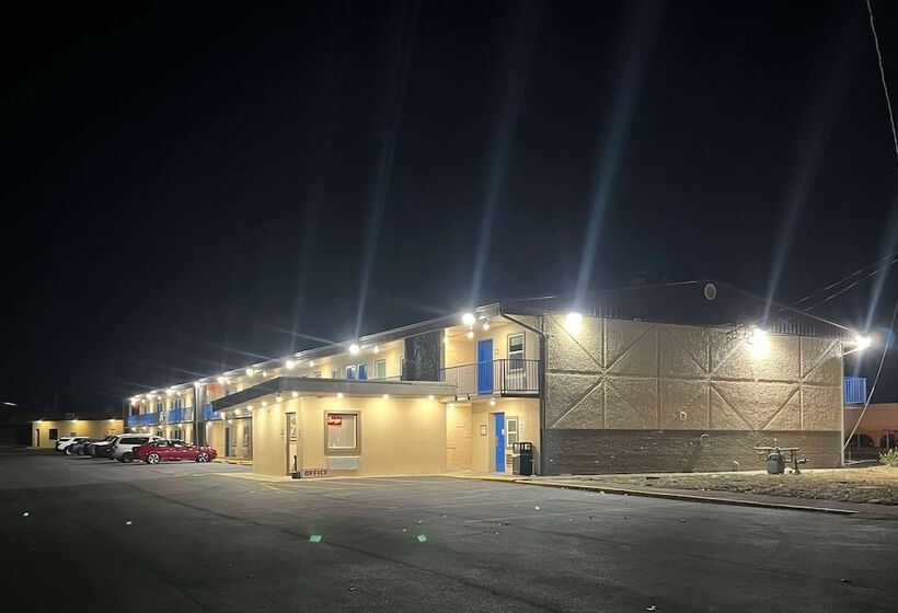 فندق Super 8 By Wyndham Paducah I24 Exit 4