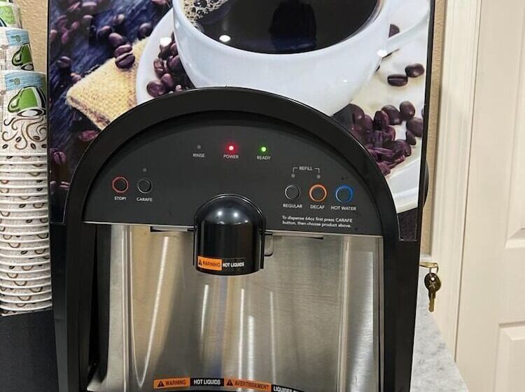 فندق Super 8 By Wyndham Paducah I24 Exit 4