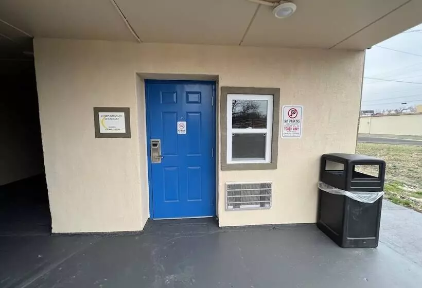 Hotelli Super 8 By Wyndham Paducah I24 Exit 4