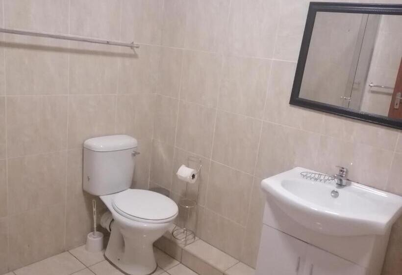 ペンション Tushiya Guest Lodge Witbank